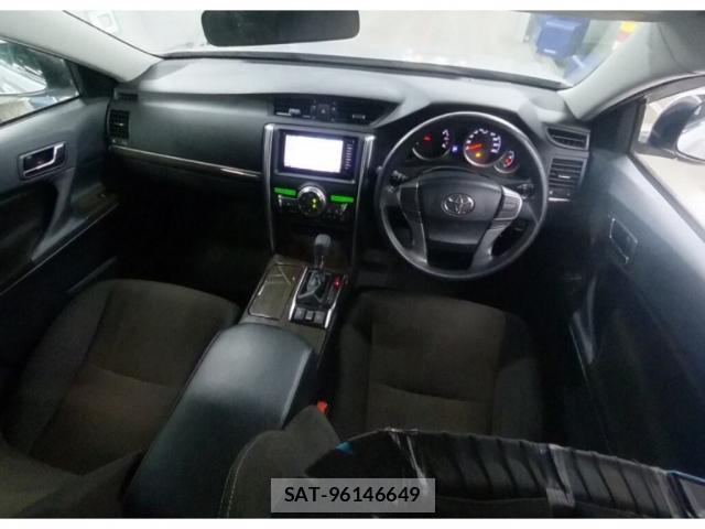 Toyota MARK X 2016-10 8222565-2