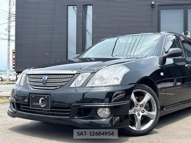 Toyota MARK II 2006-03 8220817-1