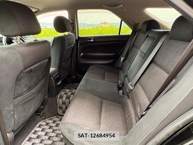 Toyota MARK II 2006-03 8220817-13