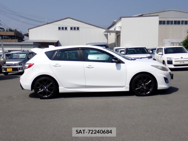 Mazda AXELA 2012-08 8218379-3