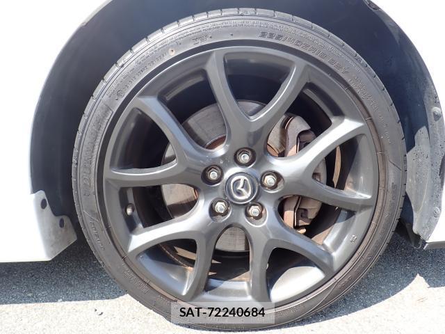 Mazda AXELA 2012-08 8218379-8