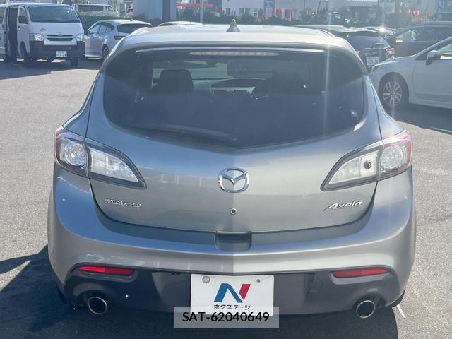 Mazda AXELA 2013-09 8220789-16