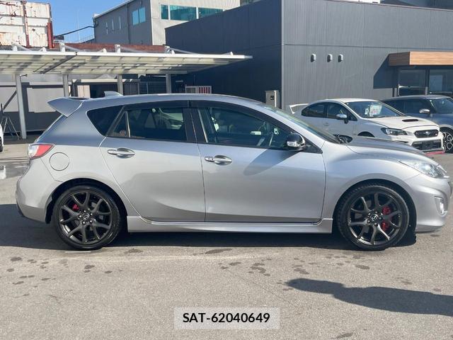 Mazda AXELA 2013-09 8220789-17