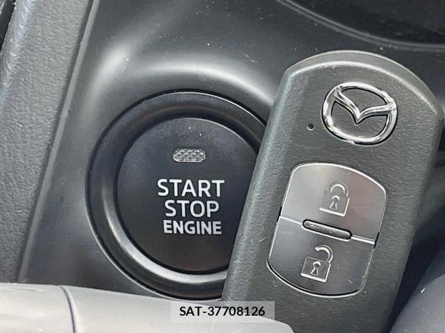 Mazda MAZDA2 2021-07 8216360-8