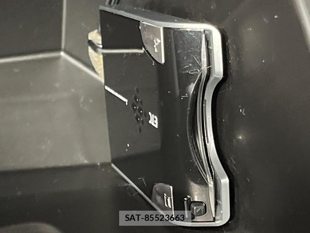 Mazda MAZDA2 2021-11 8216670-6