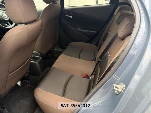 Mazda MAZDA2 2021-01 8216699-6