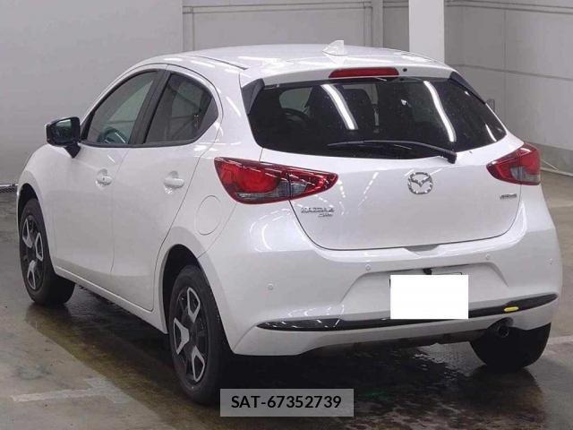 Mazda MAZDA2 2023-09 8217808-1
