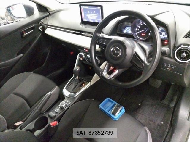 Mazda MAZDA2 2023-09 8217808-2