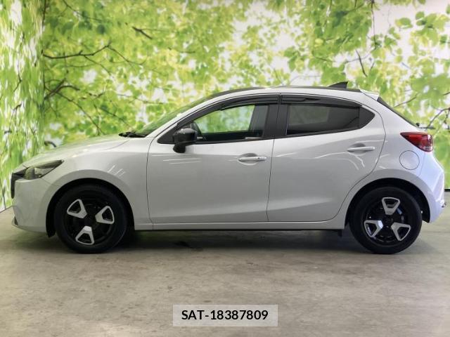 Mazda MAZDA2 2023-03 8218483-1
