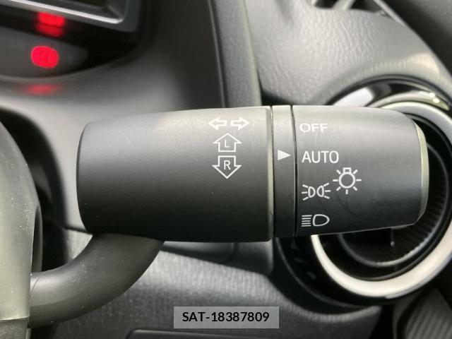 Mazda MAZDA2 2023-03 8218483-15