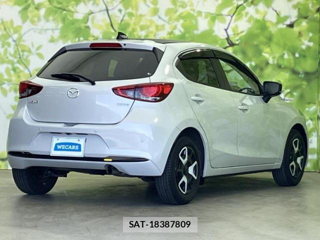 Mazda MAZDA2 2023-03 8218483-2