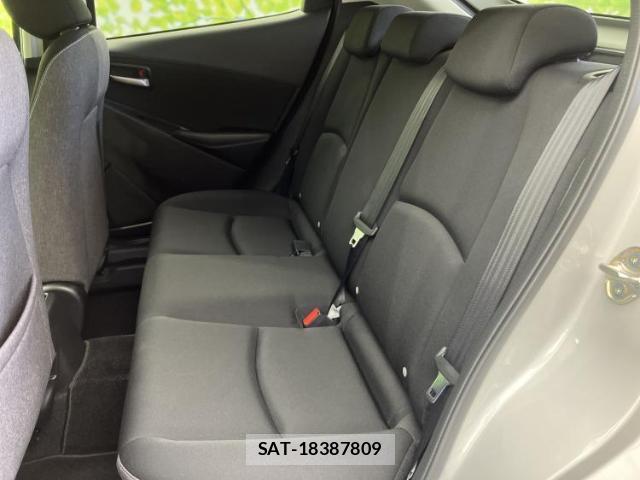 Mazda MAZDA2 2023-03 8218483-6