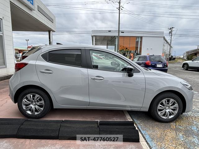Mazda MAZDA2 2023-12 8223816-7