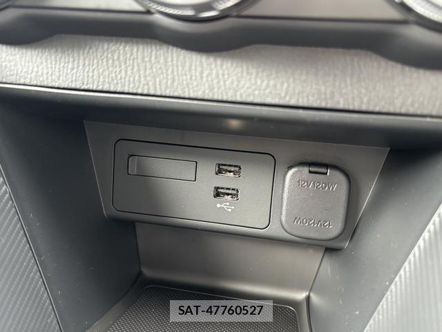 Mazda MAZDA2 2023-12 8223816-9
