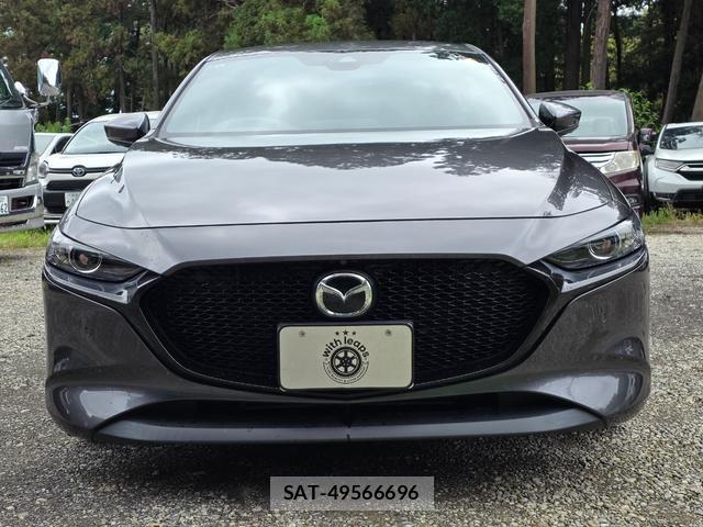 Mazda MAZDA3 2021-08 8216260-1