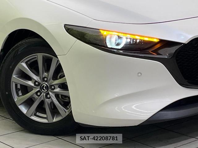 Mazda MAZDA3 2019-06 8216331-11