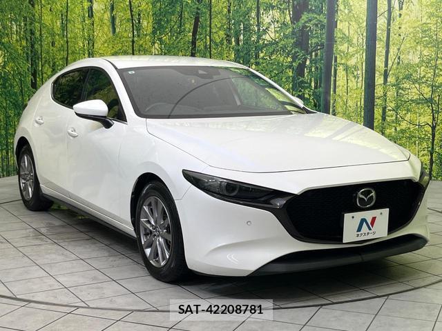 Mazda MAZDA3 2019-06 8216331-15