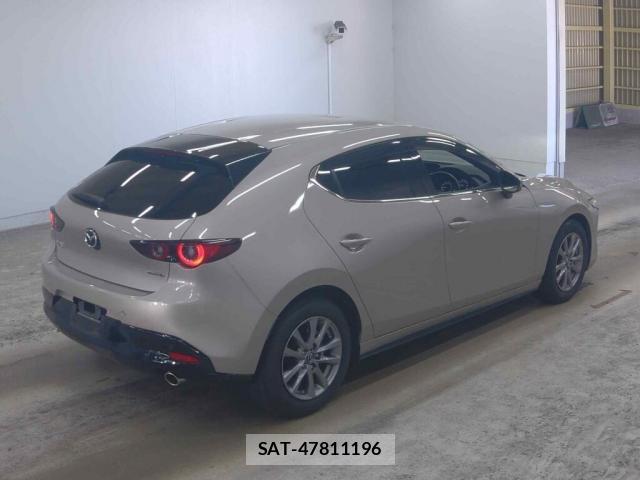 Mazda MAZDA3 2023-06 8216408-3