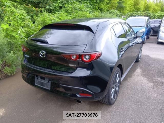 Mazda MAZDA3 2023-06 8216452-1