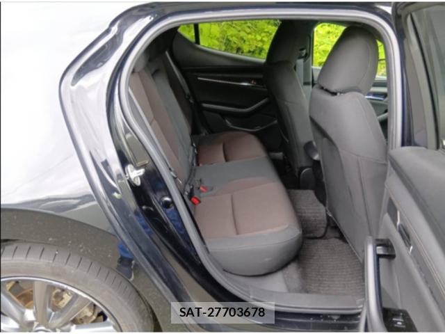 Mazda MAZDA3 2023-06 8216452-4