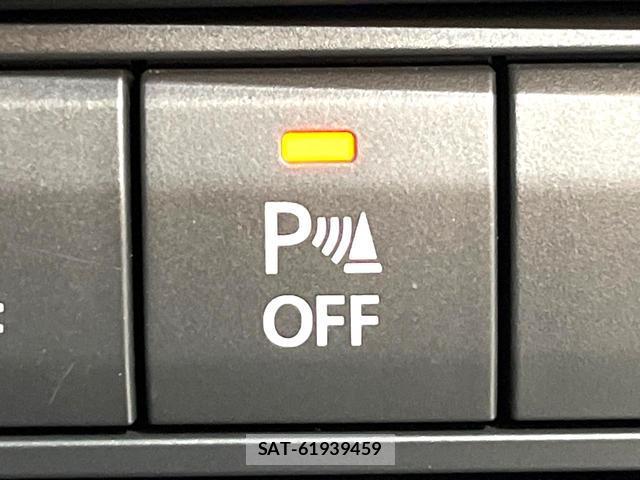 Mazda MAZDA3 2019-12 8222025-6