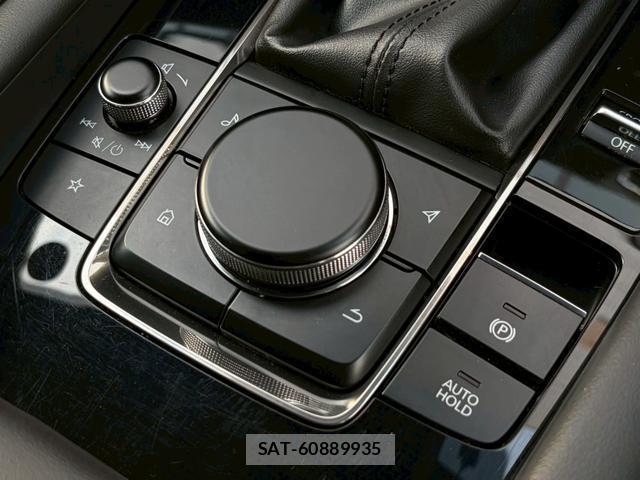 Mazda MAZDA3 2019-07 8223101-12