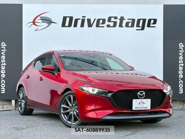 Mazda MAZDA3 2019-07 8223101-3