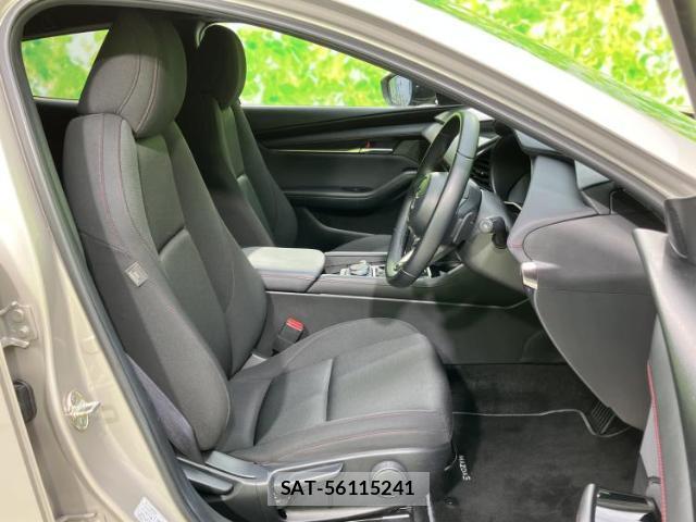 Mazda MAZDA3 2023-05 8225352-4