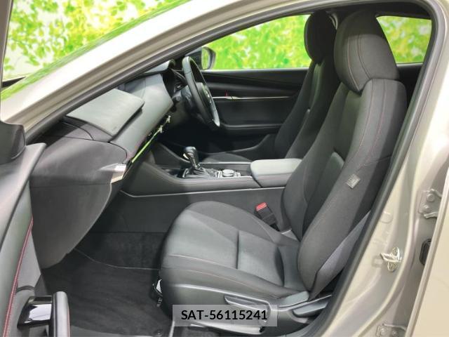 Mazda MAZDA3 2023-05 8225352-6