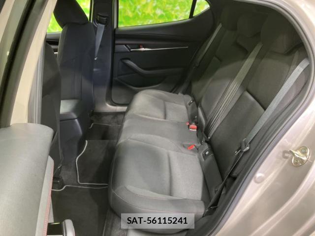 Mazda MAZDA3 2023-05 8225352-7