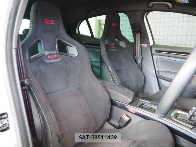 Renault MEGANE 2022-03 8218353-5