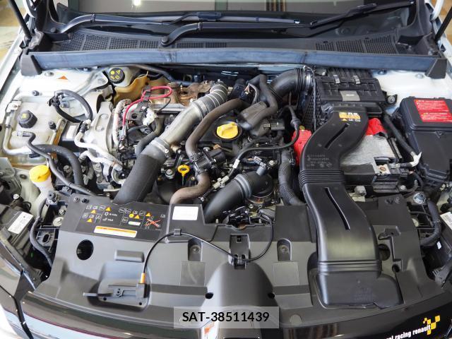 Renault MEGANE 2022-03 8218353-7