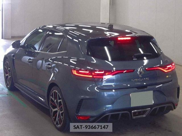 Renault MEGANE 2021-04 8223501-1