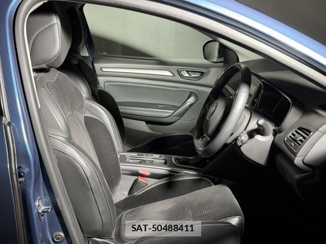 Renault MEGANE 2019-11 8223848-4