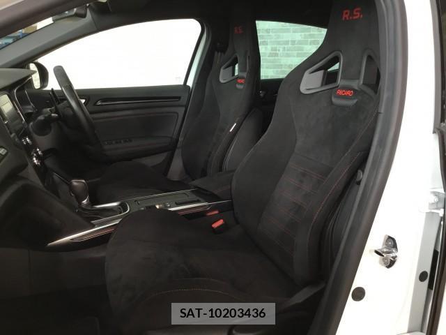 Renault MEGANE 2021-05 8224022-11