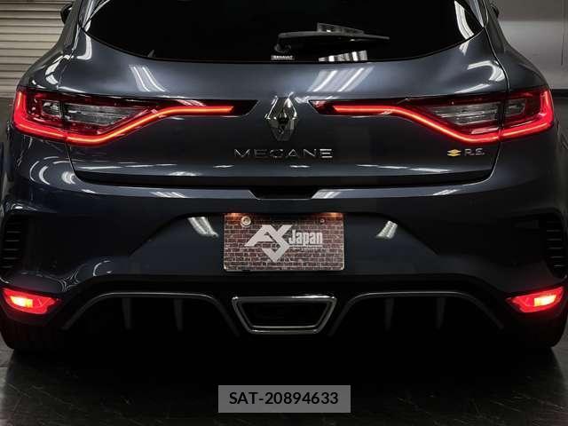 Renault MEGANE 2020-03 8225647-17