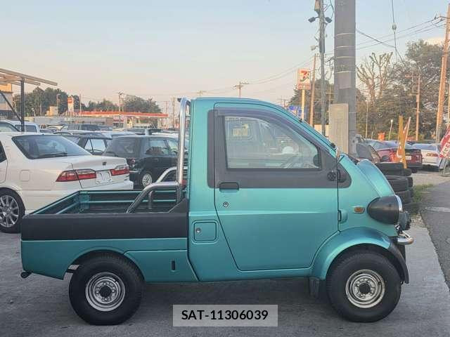 Daihatsu MIDGET II 1996 8222730-4
