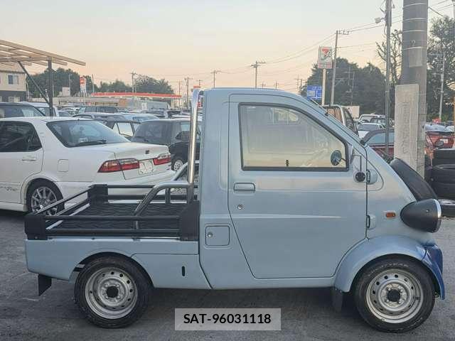 Daihatsu MIDGET II 1996 8222739-4