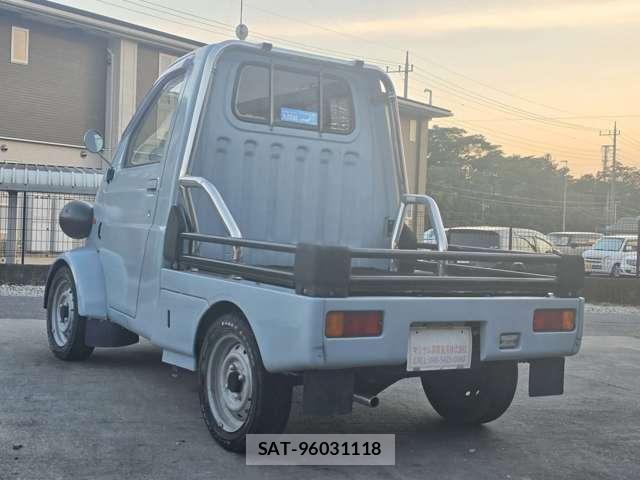 Daihatsu MIDGET II 1996 8222739-8