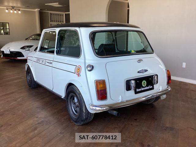 ROVER MINI 1991-09 8216151-7