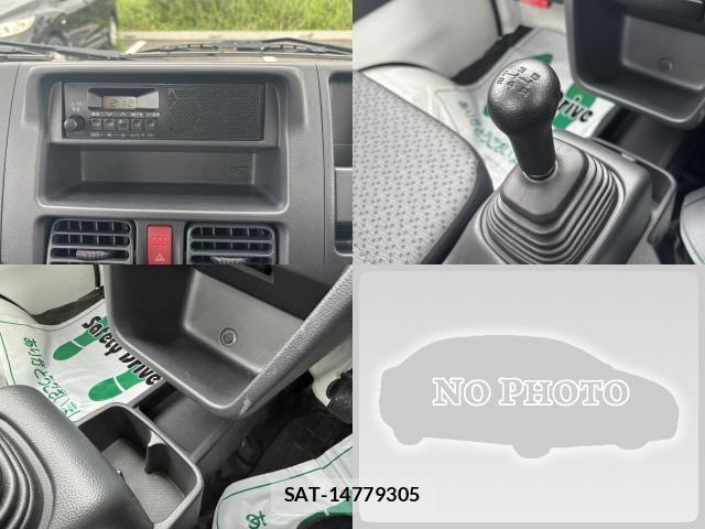 Mitsubishi MINICAB TRUCK 2018-09 8219938-4