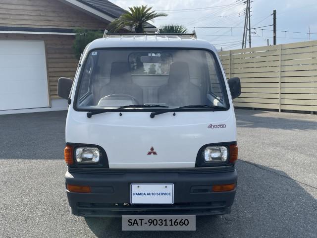 Mitsubishi MINICAB TRUCK 1995 8221528-1
