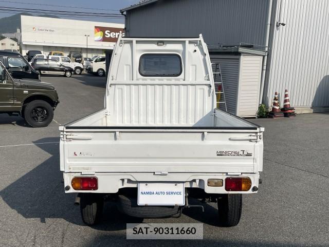 Mitsubishi MINICAB TRUCK 1995 8221528-7