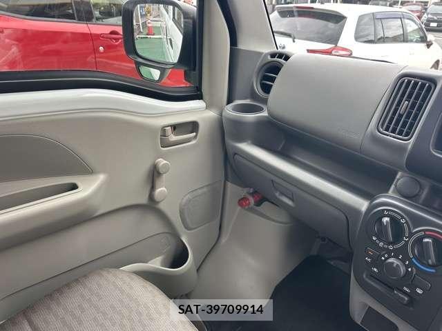 Mitsubishi MINICAB VAN 2025-03 8218192-3