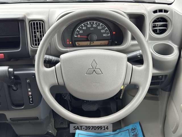 Mitsubishi MINICAB VAN 2025-03 8218192-7