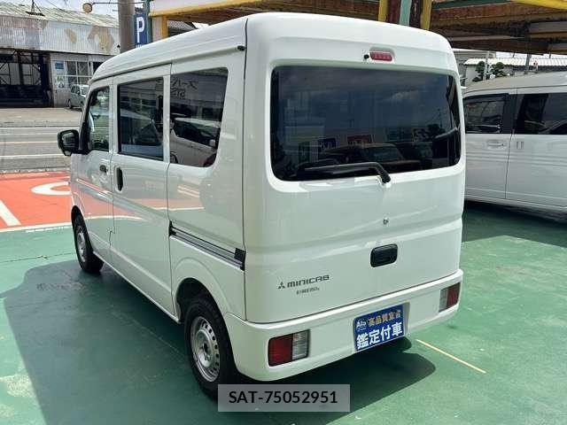 Mitsubishi MINICAB VAN 2026-03 8218269-1