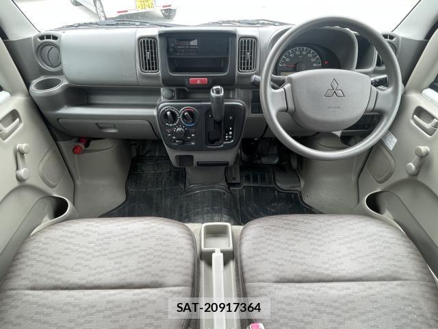 Mitsubishi MINICAB VAN 2016-06 8220962-2