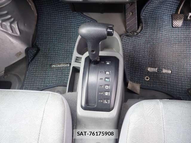 Mitsubishi MINICAB VAN 2004-12 8221465-15