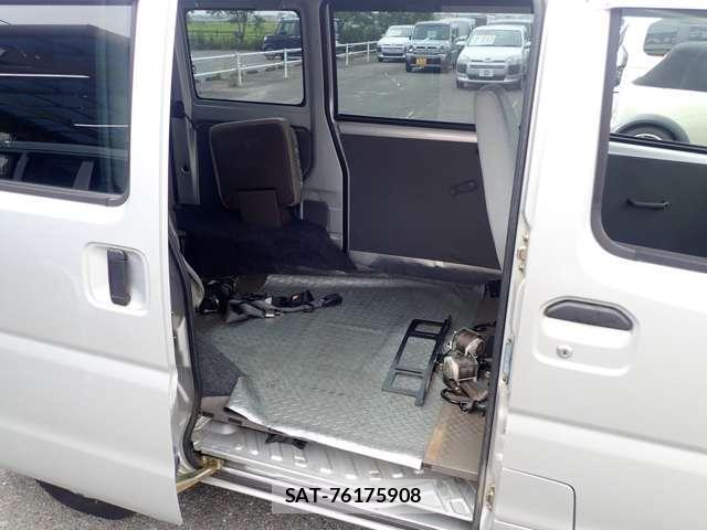 Mitsubishi MINICAB VAN 2004-12 8221465-6
