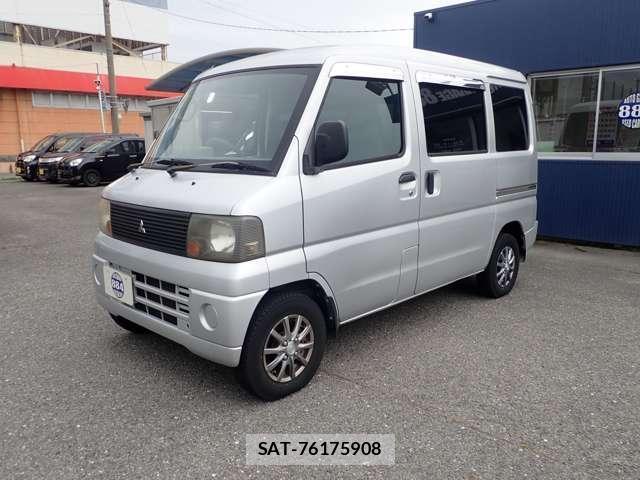 Mitsubishi MINICAB VAN 2004-12 8221465-9